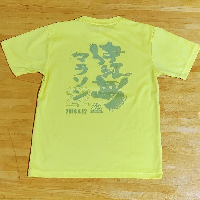 スポーツTシャツ新品未使用黄色 レディースのトップス(Tシャツ(半袖/袖なし))の商品写真