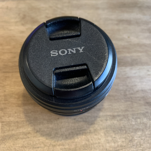 SONY SEL20F28 - レンズ(単焦点)