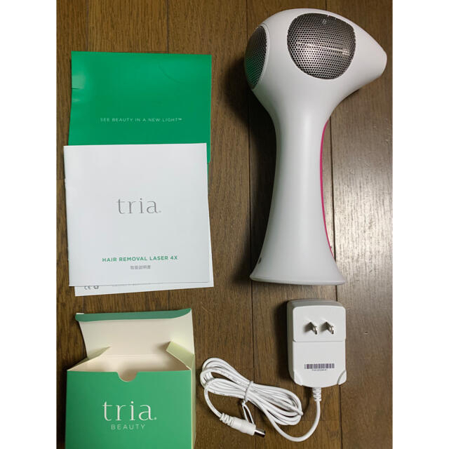 tria トリア パーソナルレーザー 脱毛器 4X フューシャピンク コスメ/美容のボディケア(脱毛/除毛剤)の商品写真