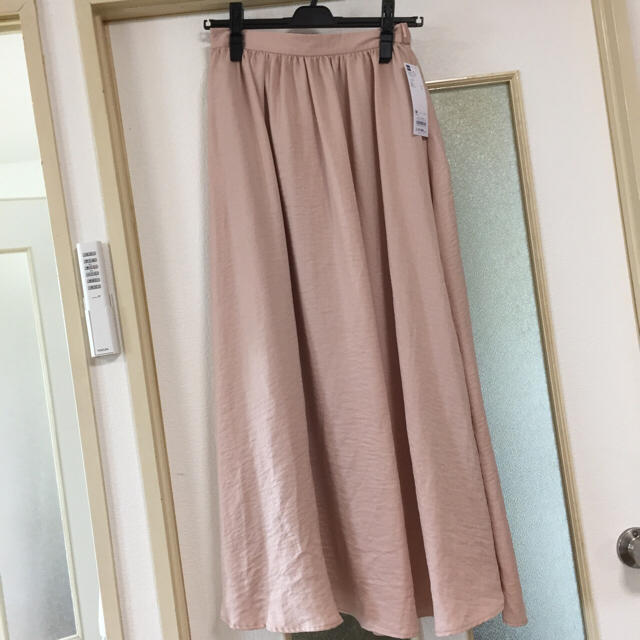 GU(ジーユー)の【新品タグ付き】エアリーマキシスカート♡ レディースのスカート(ロングスカート)の商品写真