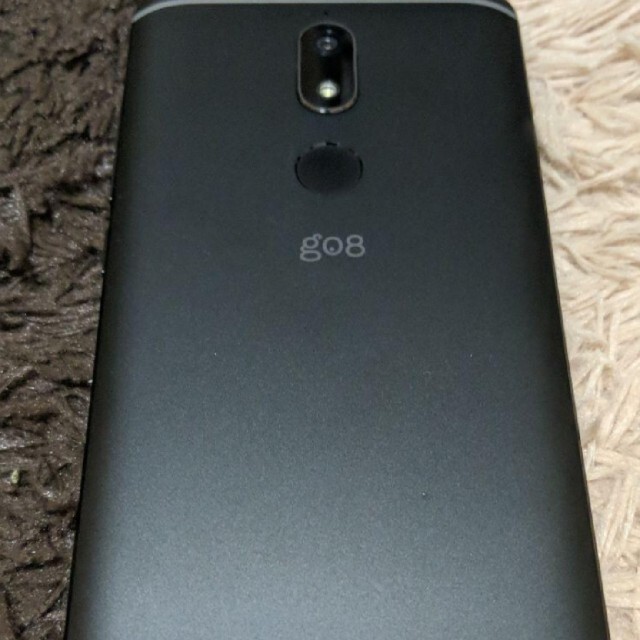 go8（ブラック）　gooのスマートフォン（美品） スマホ/家電/カメラのスマートフォン/携帯電話(スマートフォン本体)の商品写真