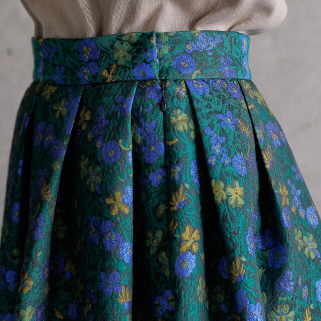 martinique Le Conte(マルティニークルコント)のマルティニーク　ジャガードフラワースカート レディースのスカート(ロングスカート)の商品写真