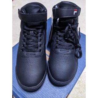 フィラ(FILA)のFILA  スニーカー　黒色(スニーカー)