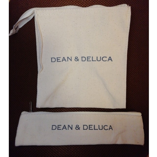DEAN & DELUCA(ディーンアンドデルーカ)のディーン&デルーカ　ランチバッグ&カラトリーポーチ(Marisol付録) エンタメ/ホビーの雑誌(ファッション)の商品写真