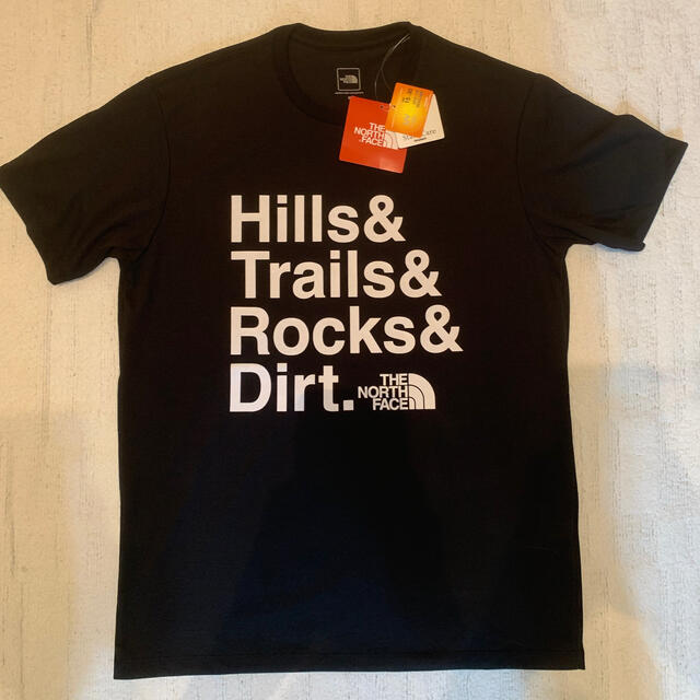 THE NORTH FACE(ザノースフェイス)のノースフェイスTシャツ　新品　ブラック メンズのトップス(Tシャツ/カットソー(半袖/袖なし))の商品写真