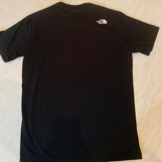 THE NORTH FACE(ザノースフェイス)のノースフェイスTシャツ　新品　ブラック メンズのトップス(Tシャツ/カットソー(半袖/袖なし))の商品写真