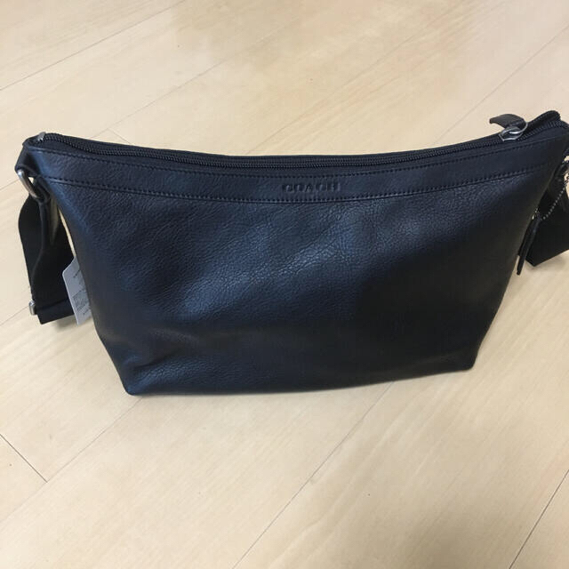 【新品】COACH コーチ ショルダーバッグ　黒　牛革