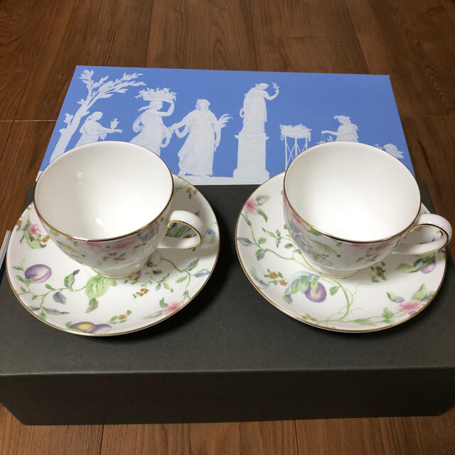 ウエッジウッド　Wedgwood スイートプラム　ペアカップ&ソーサー