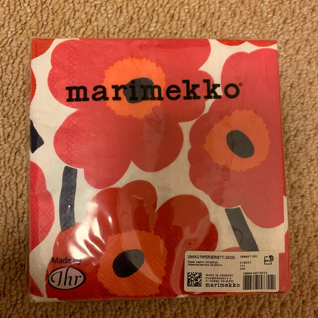 marimekko(マリメッコ)のマリメッコ　ペーパーナプキン インテリア/住まい/日用品の日用品/生活雑貨/旅行(日用品/生活雑貨)の商品写真