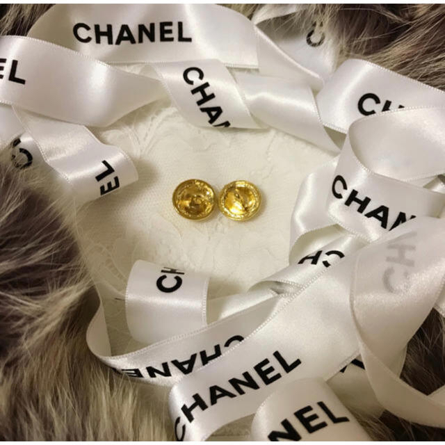 CHANEL(シャネル)のCHANEL シャネル ボタン ビンテージ パーツ  レディースのアクセサリー(その他)の商品写真