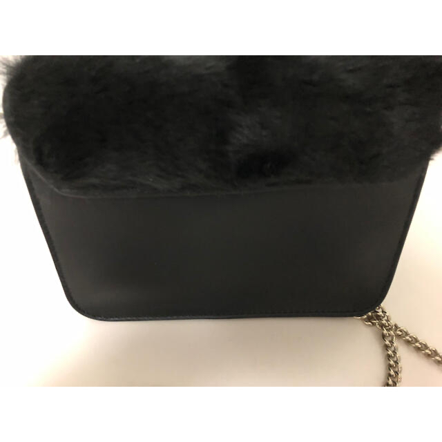 Furla(フルラ)のSEIKO様専用　フルラ　FURLA メトロポリス　ファー　ショルダー　バッグ　 レディースのバッグ(ショルダーバッグ)の商品写真