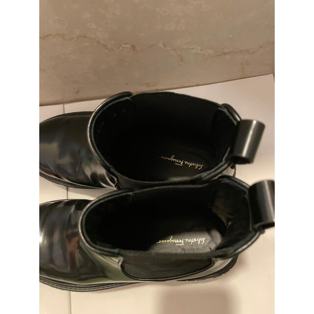 Salvatore Ferragamo(サルヴァトーレフェラガモ)のフェラガモショートブーツ レディースの靴/シューズ(ブーティ)の商品写真