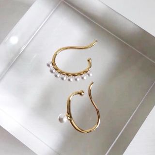 ドゥーズィエムクラス(DEUXIEME CLASSE)のasymmetry pearl ear cuffs (2 pcs)(イヤーカフ)