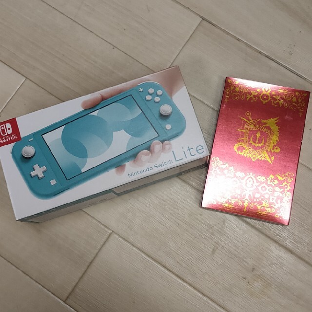 ニンテンドースイッチライト ターコイズ新品&DQ11S