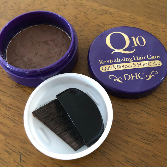 DHC(ディーエイチシー)のDHCクイック白髪かくし(used品)ライトブラウン コスメ/美容のヘアケア/スタイリング(白髪染め)の商品写真