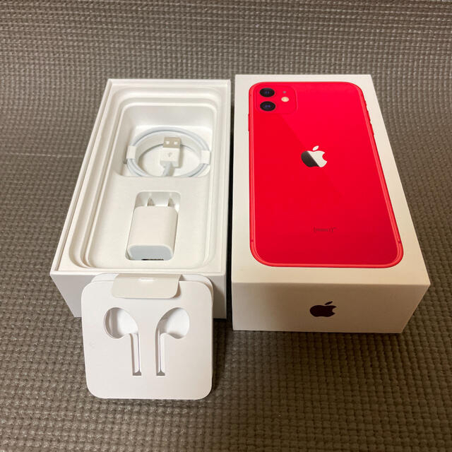 iPhone(アイフォーン)のiPhone11 （PRODUCT）RED 128GB SIMフリー スマホ/家電/カメラのスマートフォン/携帯電話(スマートフォン本体)の商品写真