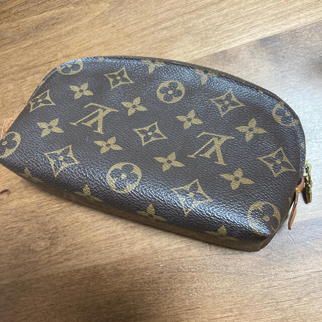 LOUIS VUITTON(ルイヴィトン)のルイヴィトン ポーチ レディースのファッション小物(ポーチ)の商品写真