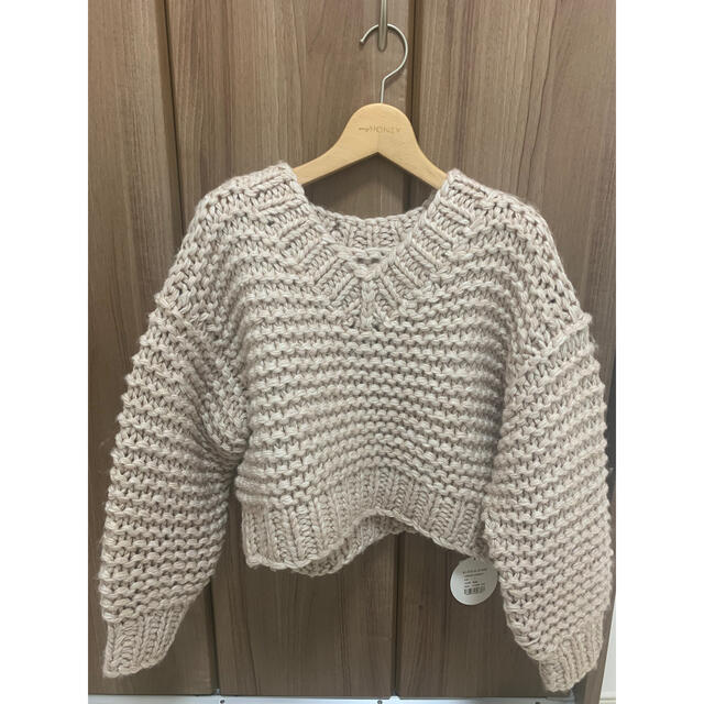 ALEXIA STAM(アリシアスタン)の【今期新作】Alexiastam アリシアスタン BackButton Knit レディースのトップス(ニット/セーター)の商品写真