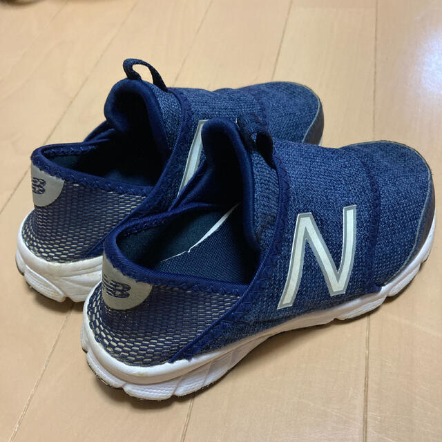 New Balance(ニューバランス)のニューバランス スニーカー キッズ/ベビー/マタニティのキッズ靴/シューズ(15cm~)(スニーカー)の商品写真