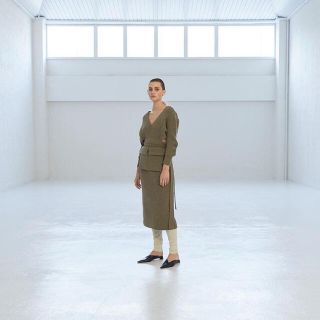 ビューティアンドユースユナイテッドアローズ(BEAUTY&YOUTH UNITED ARROWS)のTAN ニットワンピース(ひざ丈ワンピース)