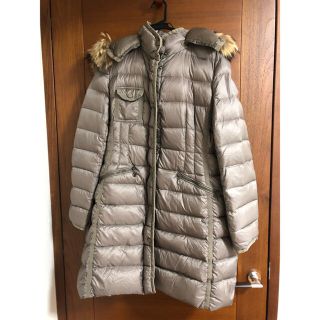 モンクレール(MONCLER)のモンクレール　hermifur グレージュ　サイズ4  moncler(ダウンジャケット)