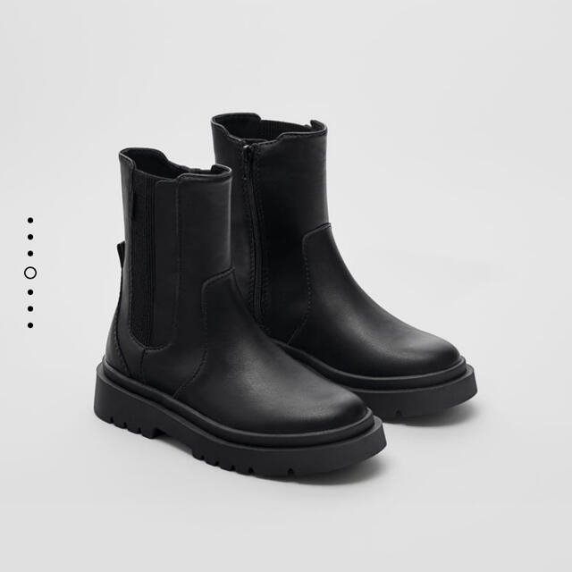 ZARA トラックソールブーツ 35-