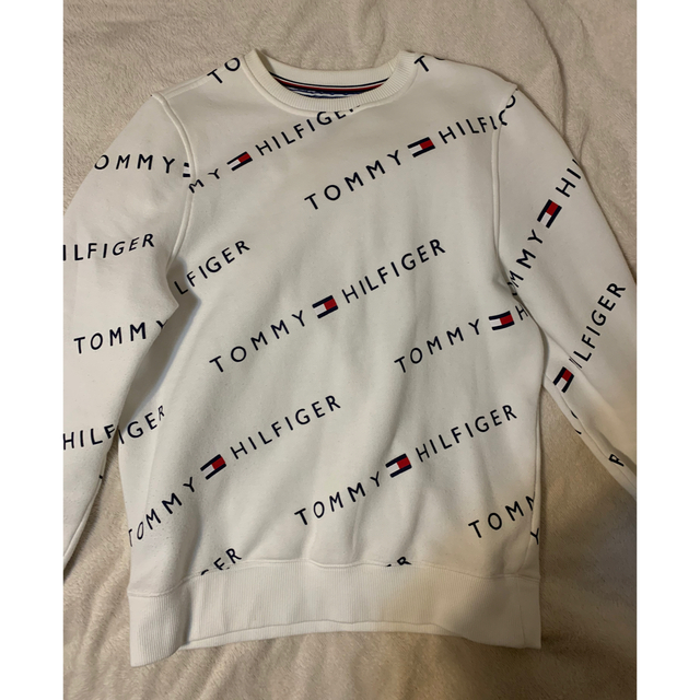 TOMMY HILFIGER(トミーヒルフィガー)のトミーヒルフィガー　レディース トレーナー レディースのトップス(トレーナー/スウェット)の商品写真