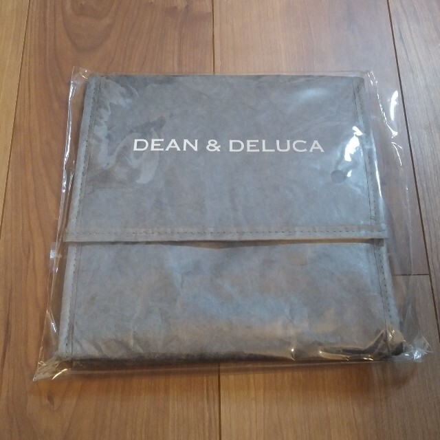 DEAN & DELUCA(ディーンアンドデルーカ)のDEEN&DELUCA　ランチバック新品未開封 インテリア/住まい/日用品のキッチン/食器(弁当用品)の商品写真