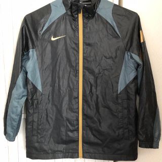 ナイキ(NIKE)のNIKEウィンドブレーカーSサイズ(130cm)(ウェア)