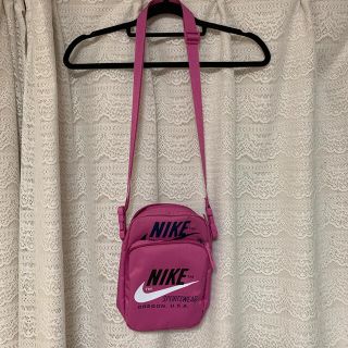 ナイキ(NIKE)のNIKE ショルダーバッグ(ショルダーバッグ)