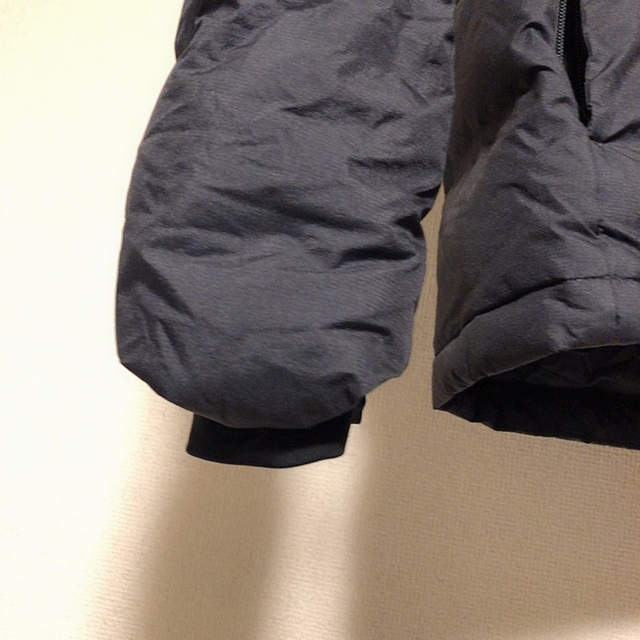 UNIQLO(ユニクロ)のUNIQLO シームレスダウン メンズのジャケット/アウター(ダウンジャケット)の商品写真