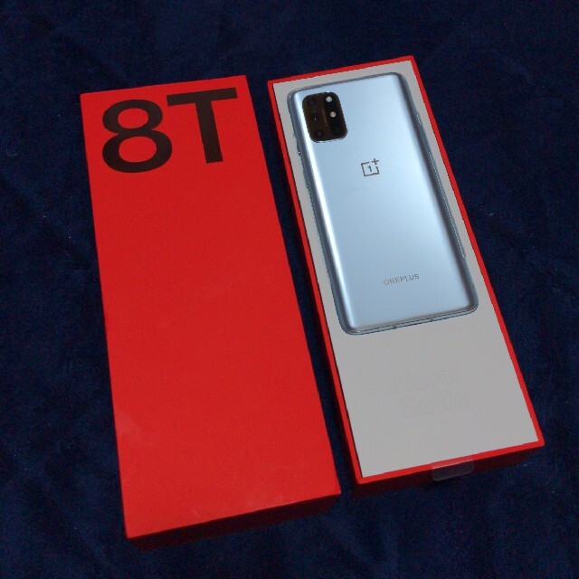 oneplus8t 新品同様 スマホ/家電/カメラのスマートフォン/携帯電話(スマートフォン本体)の商品写真