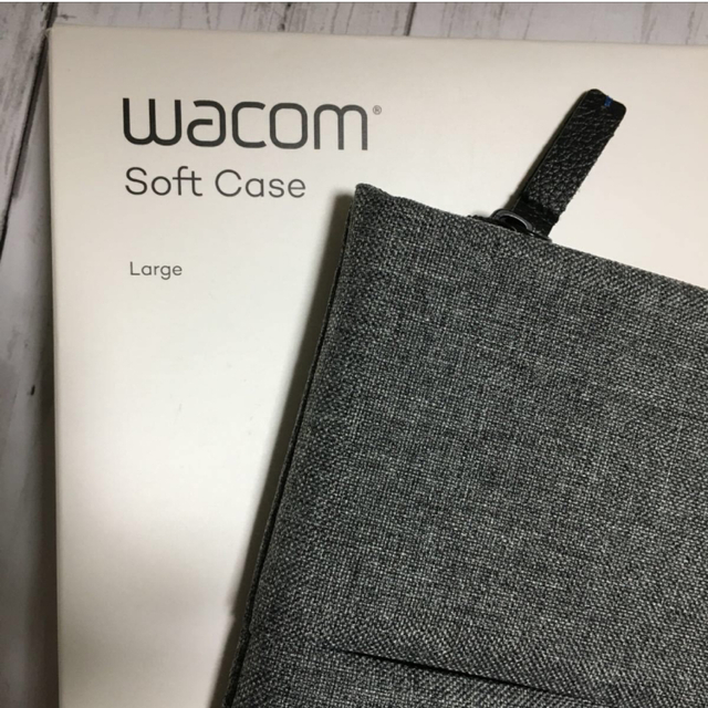 Wacom(ワコム)のWACOM ソフトケース ACK52702 スマホ/家電/カメラのPC/タブレット(PC周辺機器)の商品写真