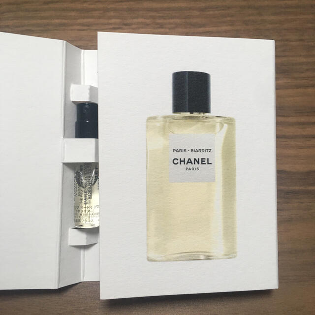 CHANEL(シャネル)のCHANEL パリビアリッツ　香水サンプルセット コスメ/美容の香水(香水(女性用))の商品写真