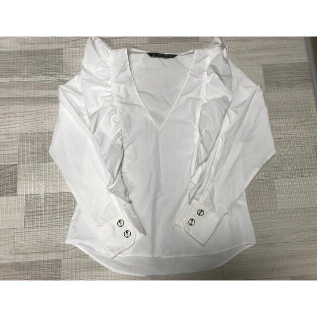 ZARA(ザラ)のZARA ブラウス レディースのトップス(シャツ/ブラウス(長袖/七分))の商品写真