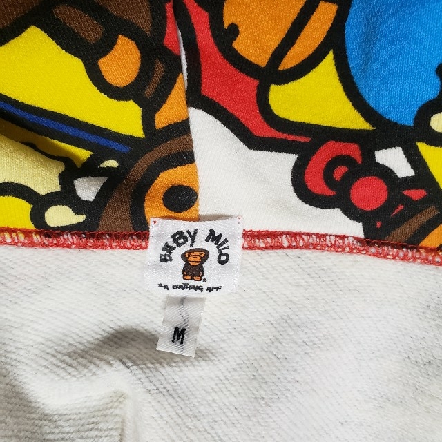 A BATHING APE(アベイシングエイプ)のBABY MILOパーカー　SANRIOコラボ　Msize メンズのトップス(パーカー)の商品写真