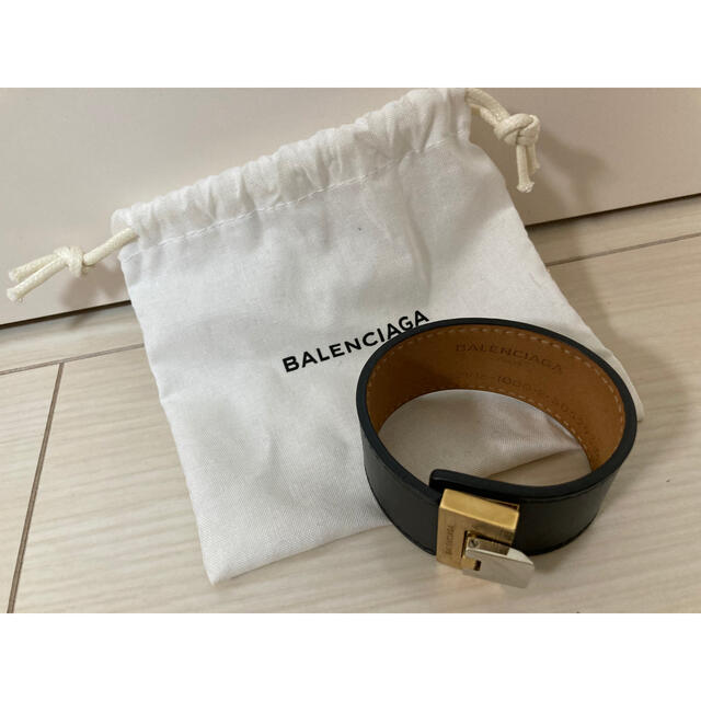 バレンシアガ　バングル　balenciaga