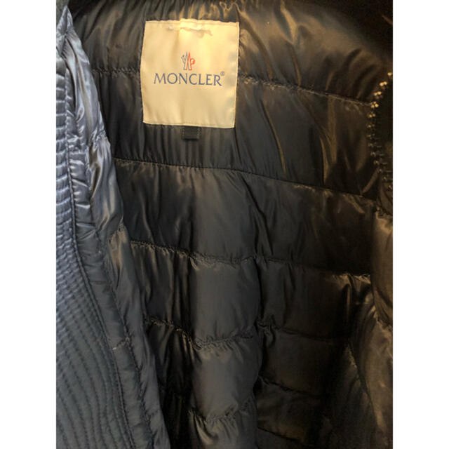MONCLER(モンクレール)のモンクレールレア レディースのジャケット/アウター(ブルゾン)の商品写真