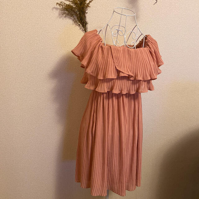 フリルピンクドレス　一点限り レディースのフォーマル/ドレス(ミニドレス)の商品写真