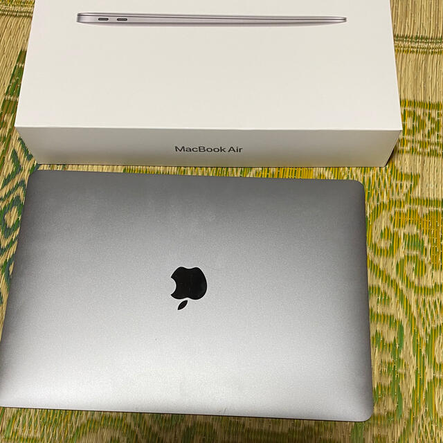 MacBook Air 13inch 2020