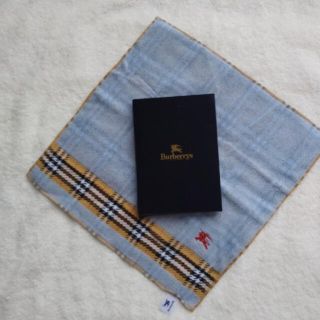 バーバリー(BURBERRY)のプレゼントに！BURBERRY　ハンドタオル　（複数購入割引します）(タオル/バス用品)