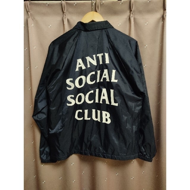 ANTI(アンチ)のANTI SOCIAL SOCIAL CLUB コーチジャケット ネイビー メンズのジャケット/アウター(ナイロンジャケット)の商品写真