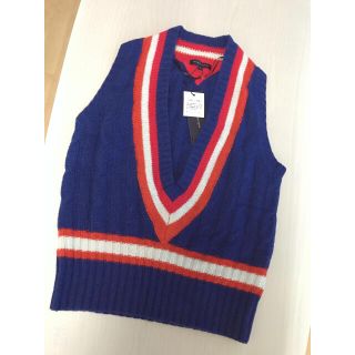 トミーヒルフィガー(TOMMY HILFIGER)のTOMMY HILFIGER❤︎ネイビーVネックニットベスト S 新品(ベアトップ/チューブトップ)