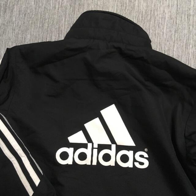 adidas(アディダス)のお値下げ！アディダスジャンバー130 キッズ/ベビー/マタニティのキッズ服男の子用(90cm~)(ジャケット/上着)の商品写真