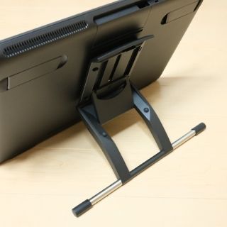 Wacom - Wacom cintiq 16 hd + 専用スタンドの通販 by 箕白's shop ...