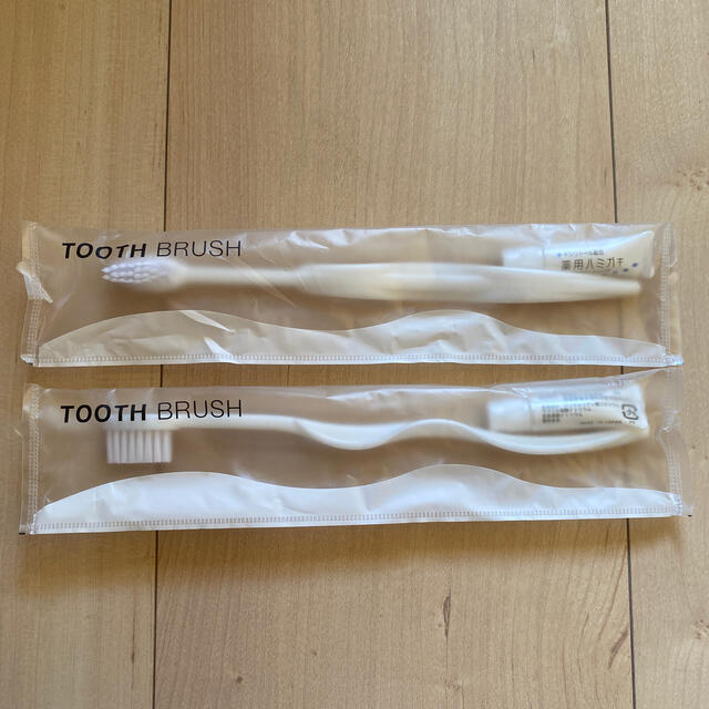 歯ブラシ2点 コスメ/美容のオーラルケア(歯ブラシ/デンタルフロス)の商品写真