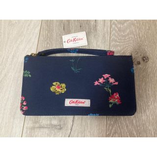 キャスキッドソン(Cath Kidston)のキャスキッドソン　マルチポケットポーチ　財布　新品未使用　花柄　ネイビー(ポーチ)