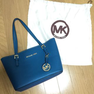 マイケルコース(Michael Kors)のMICHAEL KORS ハンドバッグ(ハンドバッグ)