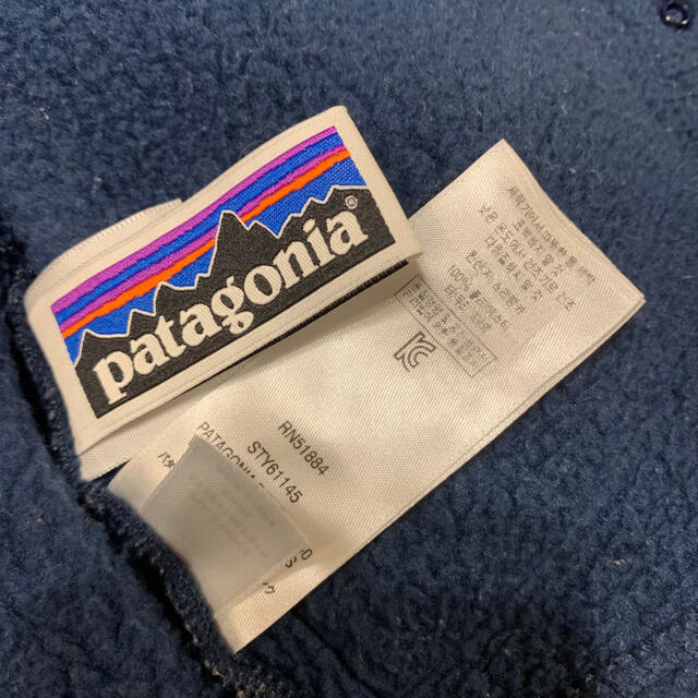 patagonia(パタゴニア)のパタゴニア レトロ パイル ジャケット　ネイビー  12-18m キッズ/ベビー/マタニティのベビー服(~85cm)(ジャケット/コート)の商品写真