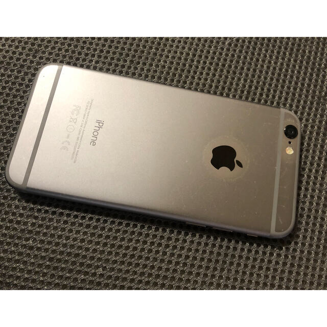 Apple(アップル)の【画面極美品】iPhone6 64GB docomo バッテリー98％ スマホ/家電/カメラのスマートフォン/携帯電話(スマートフォン本体)の商品写真